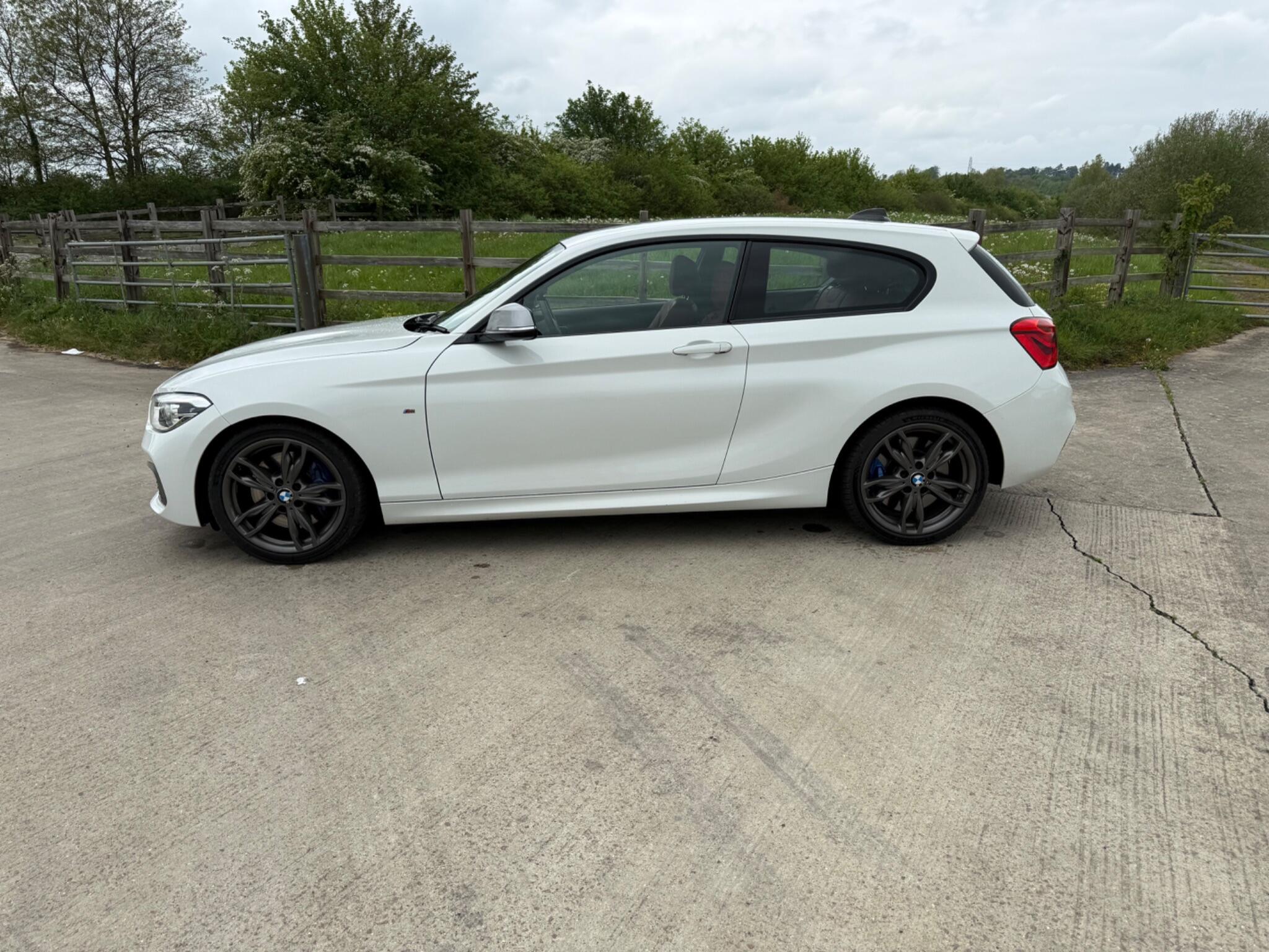 BMW 1 Series 3.0 M135i Euro 6 (s/s) 3dr — photo 61 of 92